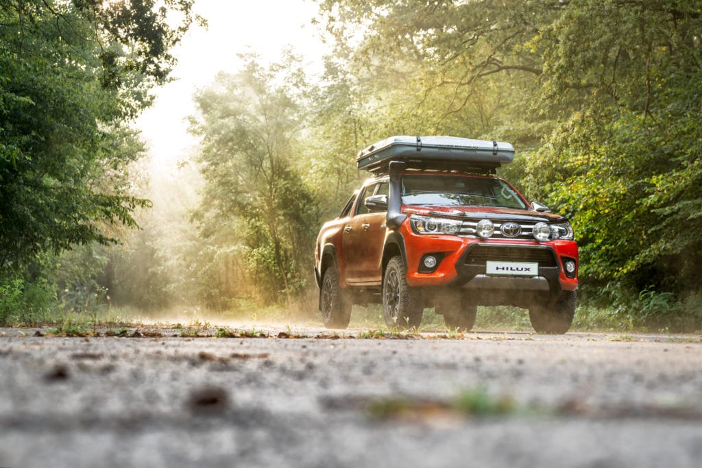 Vous pouvez faire confiance au célèbre équipementier Australien Terrain Tamer. Leurs nouvelles lames paraboliques sont conçues pour un confort de conduite maximal. 