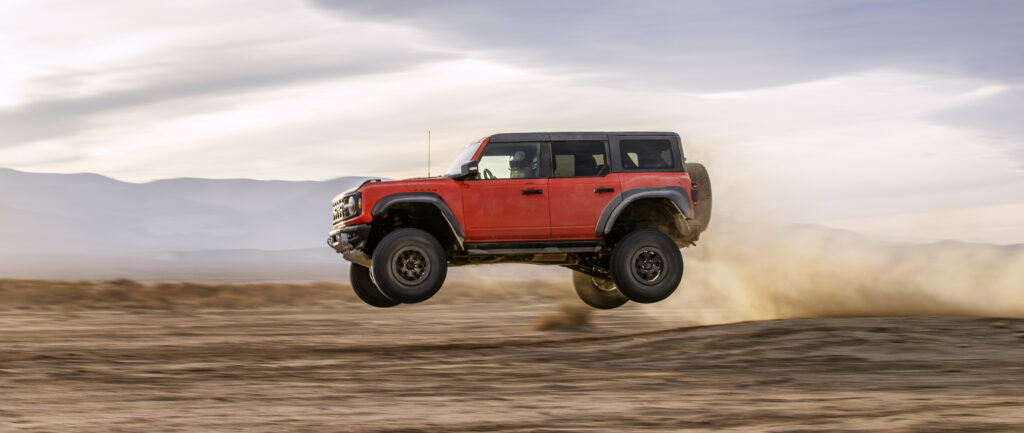 Ford Bronco Raptor le plus puissant  Style King of the Hammers