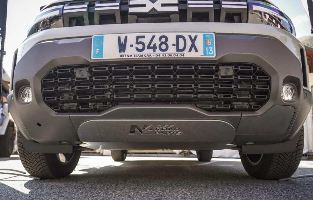 Dream team car blindages Duster